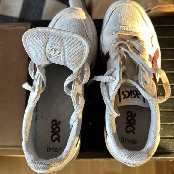 ASICS platform - Picture 4 of 5